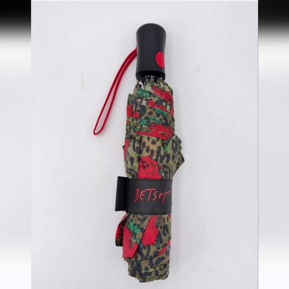 Betsy Johnson Leopard Print Umbrella with Red Roses - Picture 2 of 2